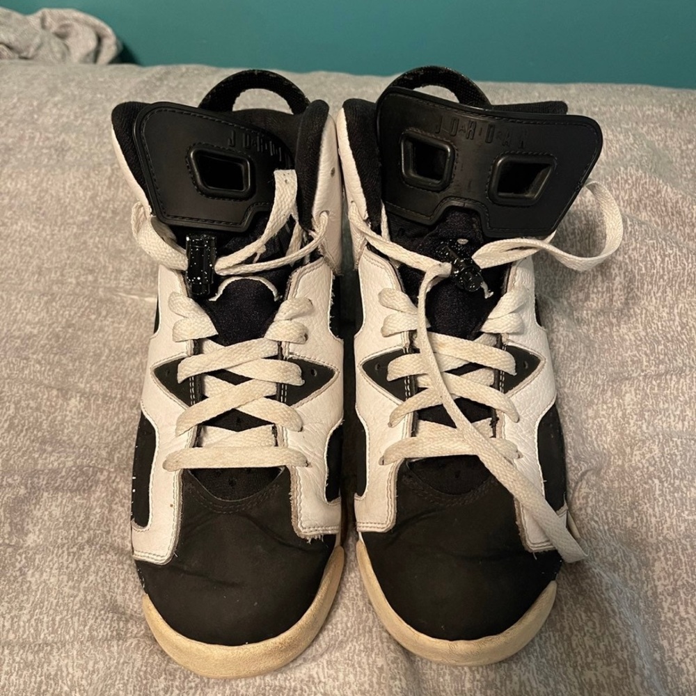 Jordan Retro 6 “Oreo”